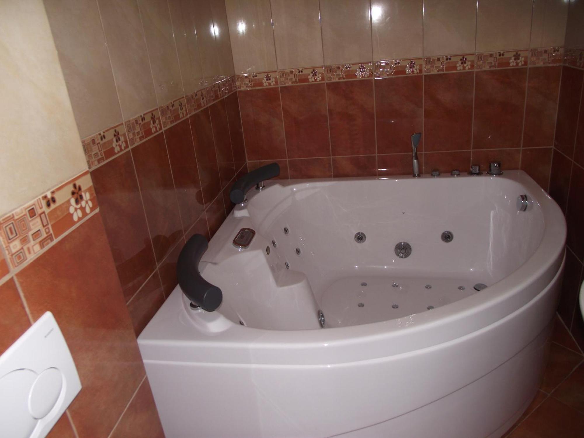 Hotel Flormang كرايوفا المظهر الخارجي الصورة