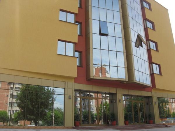 Hotel Flormang كرايوفا المظهر الخارجي الصورة